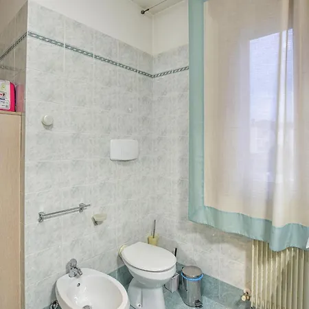 Apartment 2 Bedroom Awesome In Sacile
