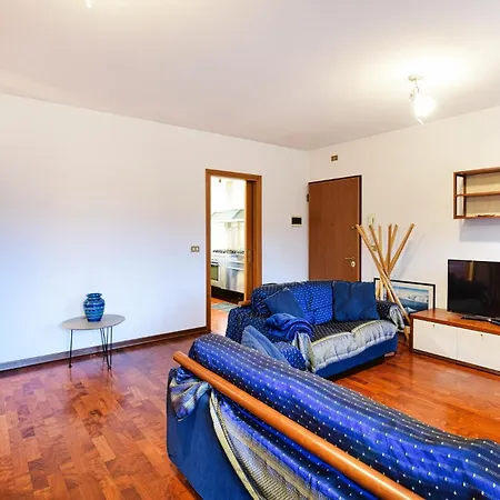 2 Bedroom Awesome In Sacile